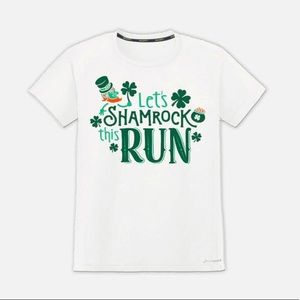 Brooks Run Lucky Pacesetters Tee St. Patrick’s Day Irish, Size M New with Tag